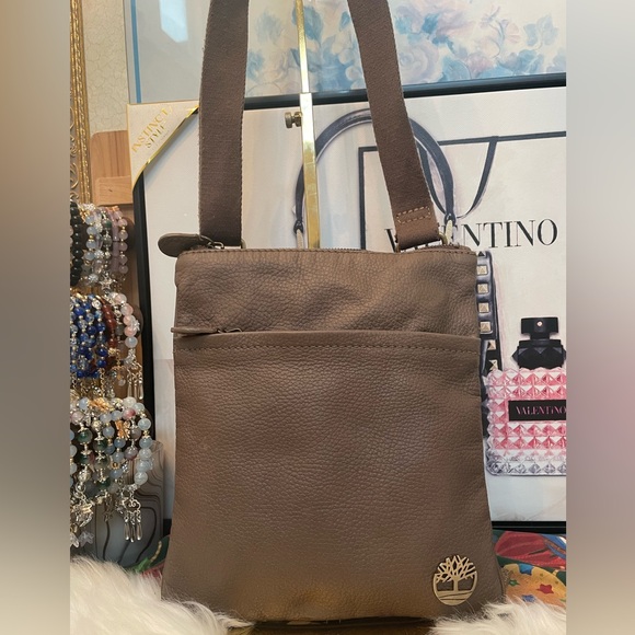 Timberland Brown Leather Bag with logo-Unisex-Slim Style - Picture 1 of 8